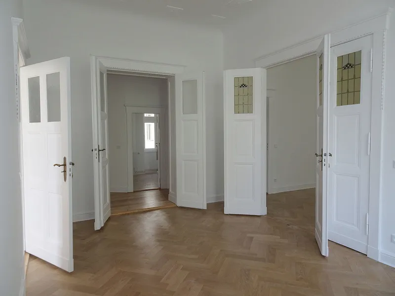 Cosimaplatz - Erstbezug - Altbaucharme im historischen Wagnerviertel – 3 Zimmer – Balkon — photo 1